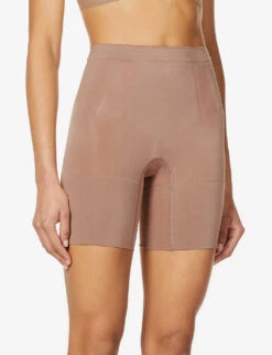 Spanx Oncore High-waist Mid-thigh Stretch-woven Shorts -Ted Bakee Fashion Shop R03750097 CAFEAULAIT ALT02