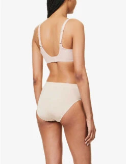 Wacoal Back Appeal Polka-dot Pattern Minimiser-cup Stretch-woven Bra 8 Wacoal Back Appeal Polka-dot Pattern Minimiser-cup Stretch-woven Bra -Ted Bakee Fashion Shop R03957034 ROSEDUST ALT03