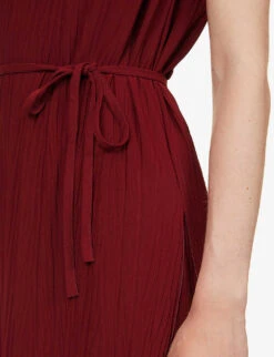 Max Mara Round-neck Crease-textured Regular-fit Knitted Top 9 Max Mara Round-neck Crease-textured Regular-fit Knitted Top -Ted Bakee Fashion Shop R04149118 BRICKRED ALT04