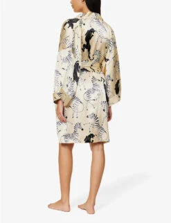 Mimi Graphic-pattern Shawl-neck Silk Robe -Ted Bakee Fashion Shop R04165837 DEMY ALT02